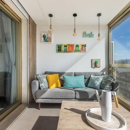 Lb Vacation Rentals I Admire Panoramic Ocean Views Through Walls Of Windows 칸느 외부 사진